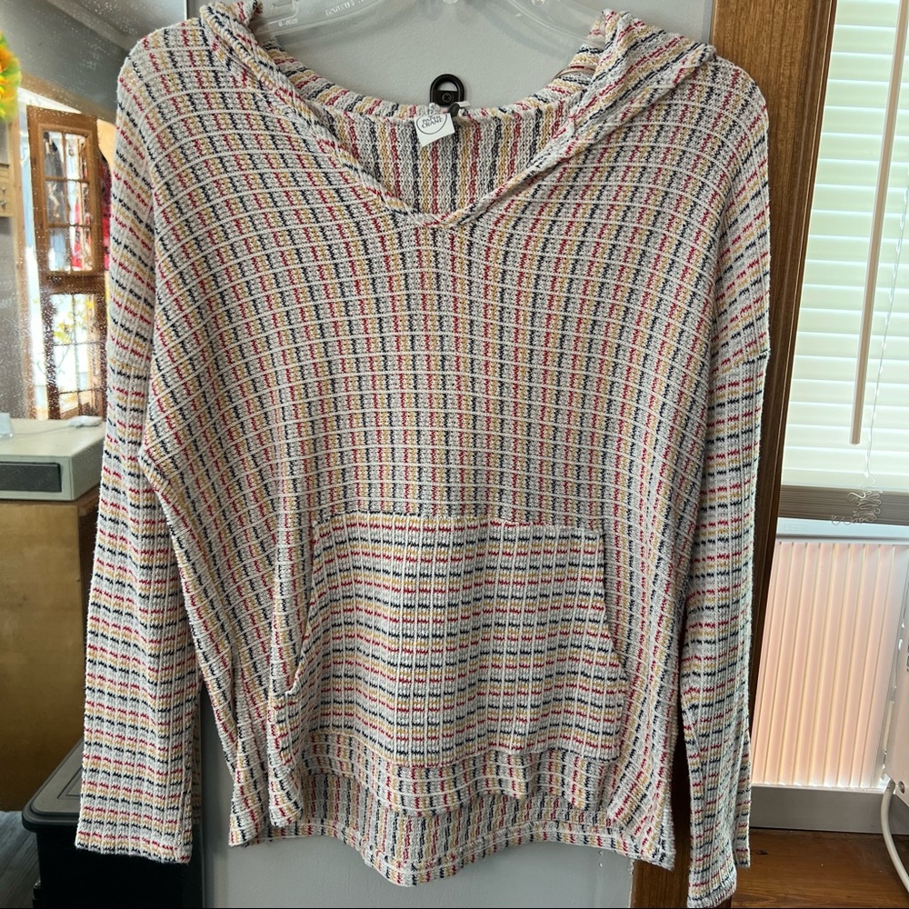 3/$25 Paper Crane hooded sweater Small